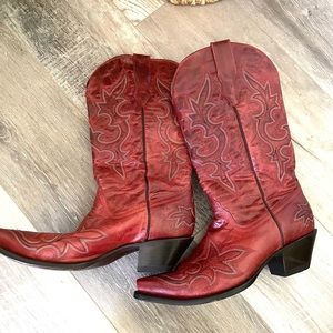 RED 🔥 CORRAL COWGIRL BOOTS